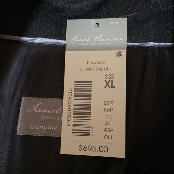 Daniel Cremieux Signature Loro Piana Bib Wool Coat - Picture 5 of 5